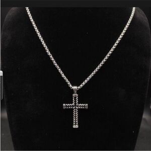 David Yurman Stamped 925 Sterling Silver Chevron Textured Cross Necklace 18/22”